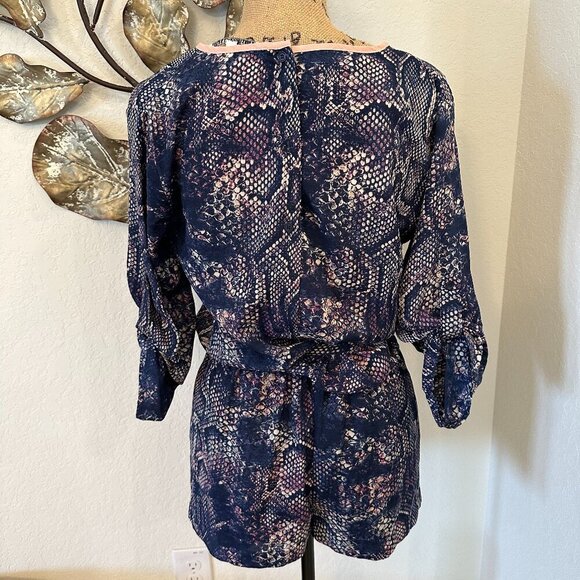 🐍 Collective Concepts Snakeskin Print Romper - Size L 🐍 - Picture 3 of 4